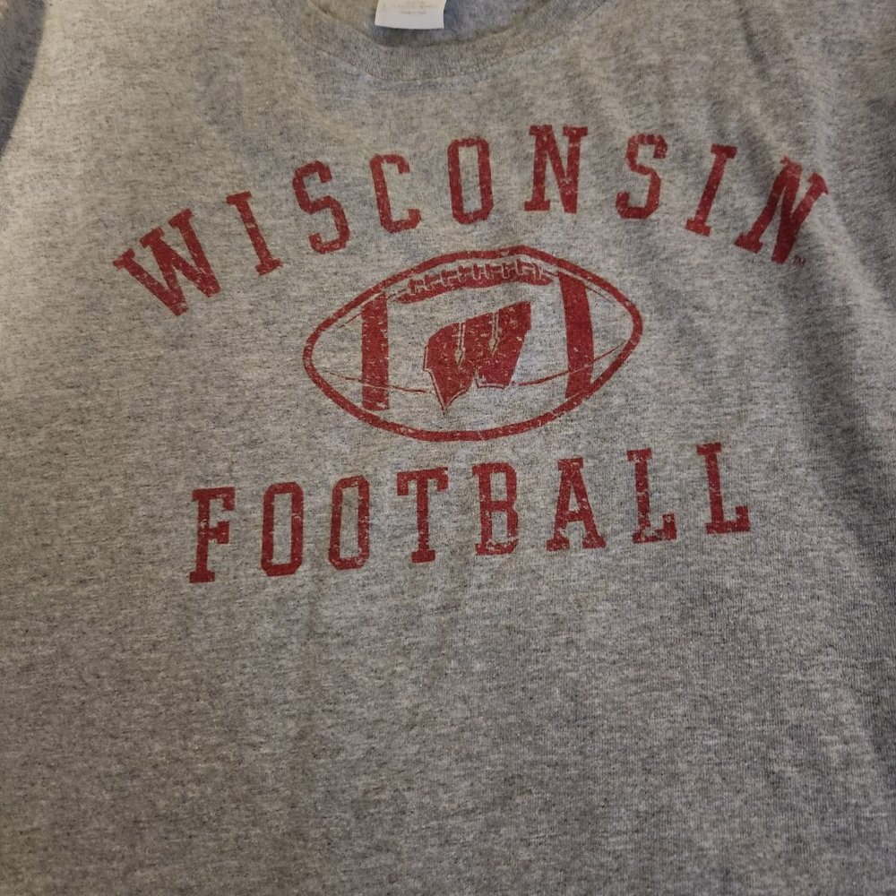 Youth Wisconsin T shirts - Picture 2 of 7